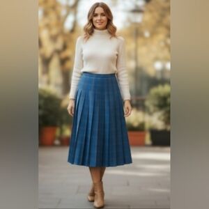 Vintage Pendleton 100% Virgin Wool Blue Plaid Pleated Midi Skirt Size 12